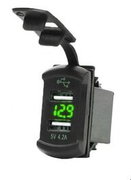 №30  Гнездо на 2-а USB 5V 4.2A  2.1А+2.1А с Вольтметром  Зеленый прямоугольное